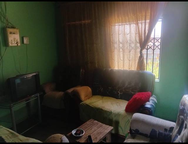 2 BEDROOM HOUSE FOR SALE IN PALM RIDGE